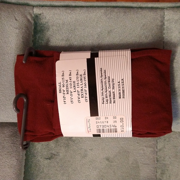 🎀NWT 2 pr of regular tights 1 pr of footless Sz M - Picture 2 of 4
